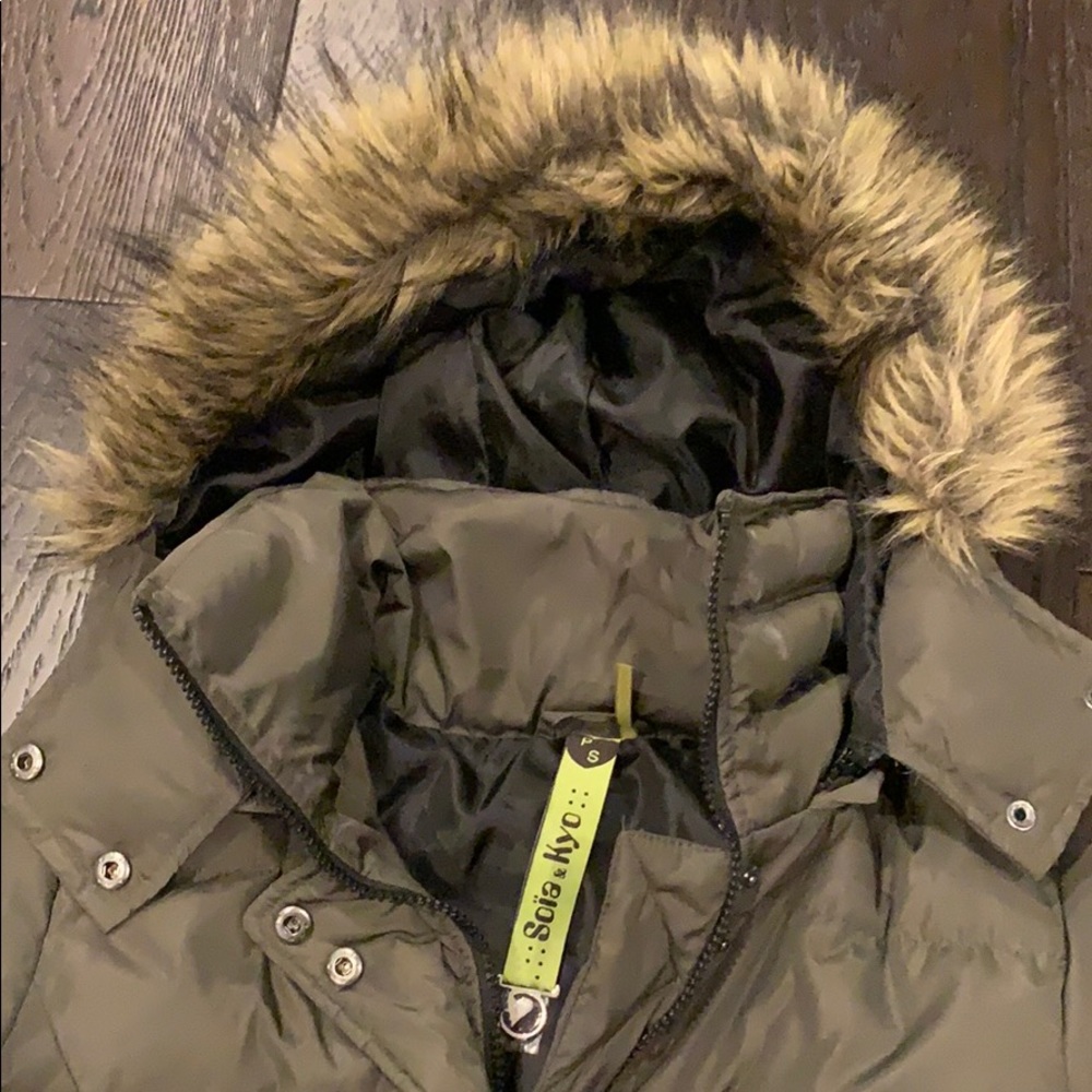 Soia & Kyo | goose down coat with zip off fur hood - Picture 2 of 2